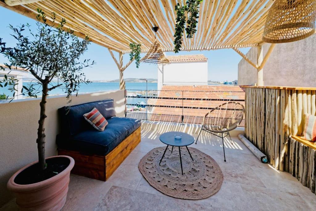 Maison Boheme Au Bord De L'eau