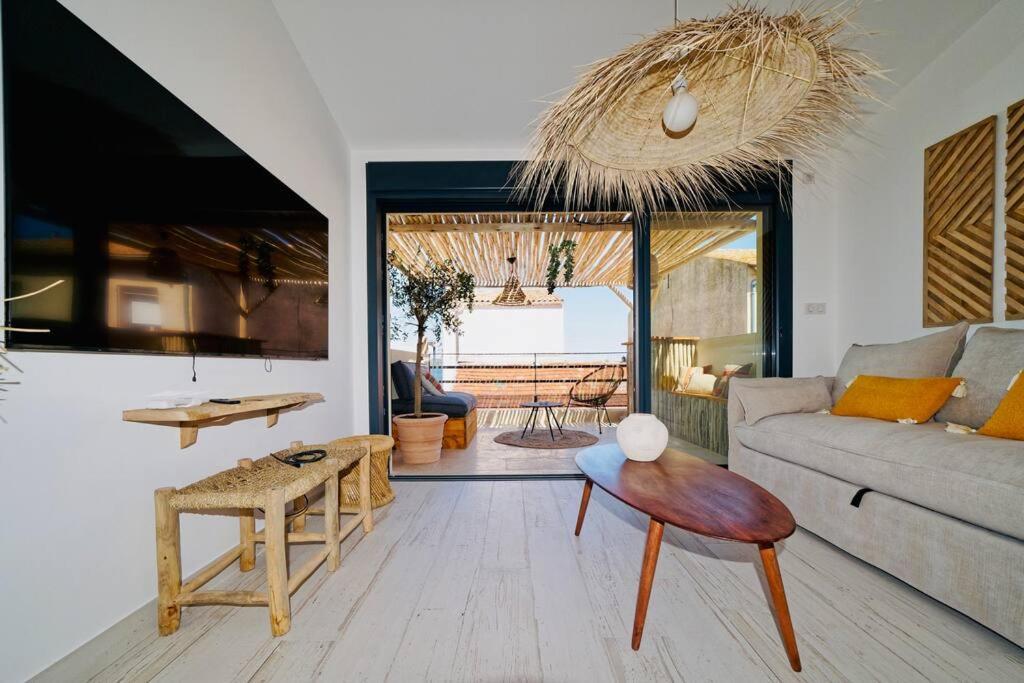 Maison Boheme Au Bord De L'eau *