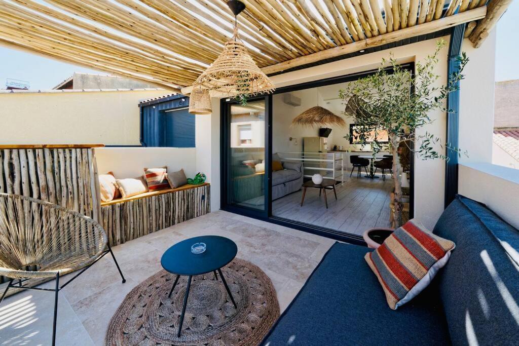 Maison Boheme Au Bord De L'eau Holiday home Sete